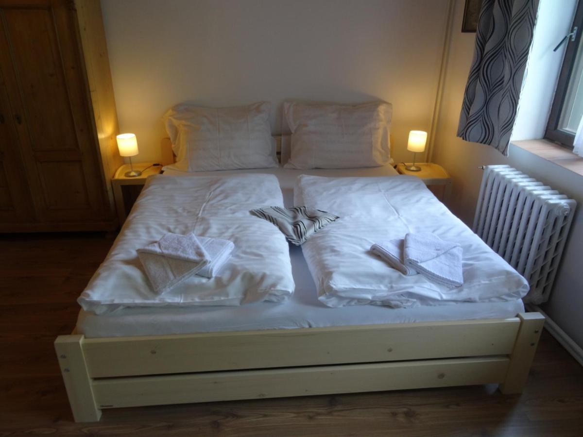 Hotel V Nebi Josefŭv Dŭl Kültér fotó