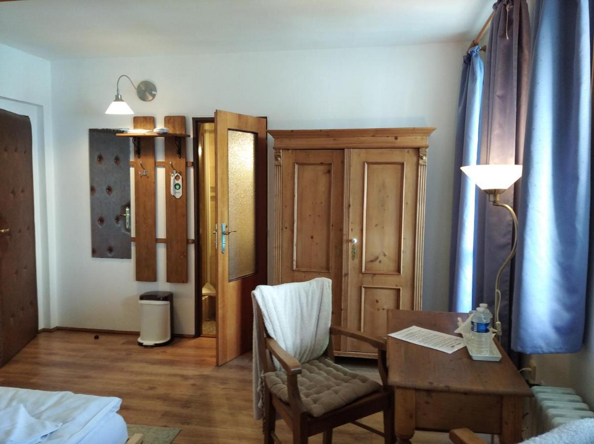 Hotel V Nebi Josefŭv Dŭl Kültér fotó