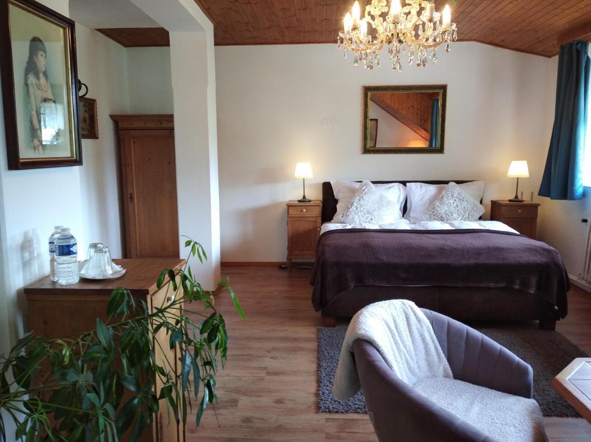 Hotel V Nebi Josefŭv Dŭl Kültér fotó